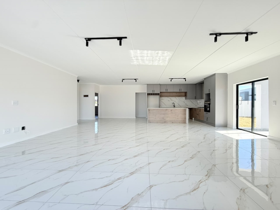 3 Bedroom Property for Sale in Sandown Western Cape